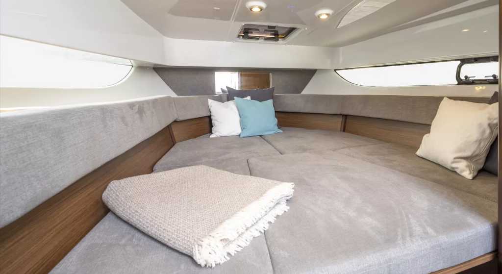 Beneteau Flyer 9 Sundeck — photo 7