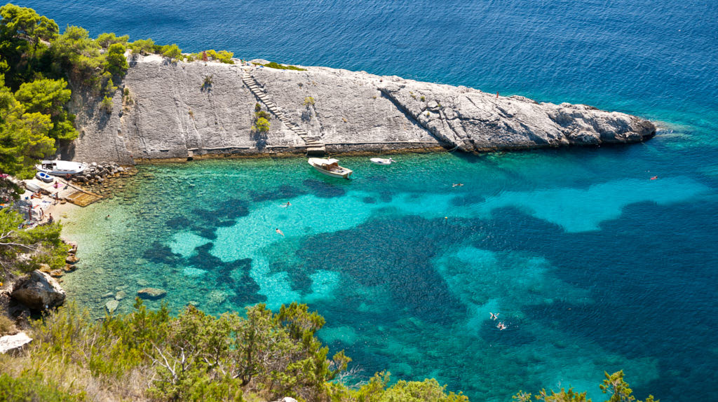 Malo Zaraće Beach