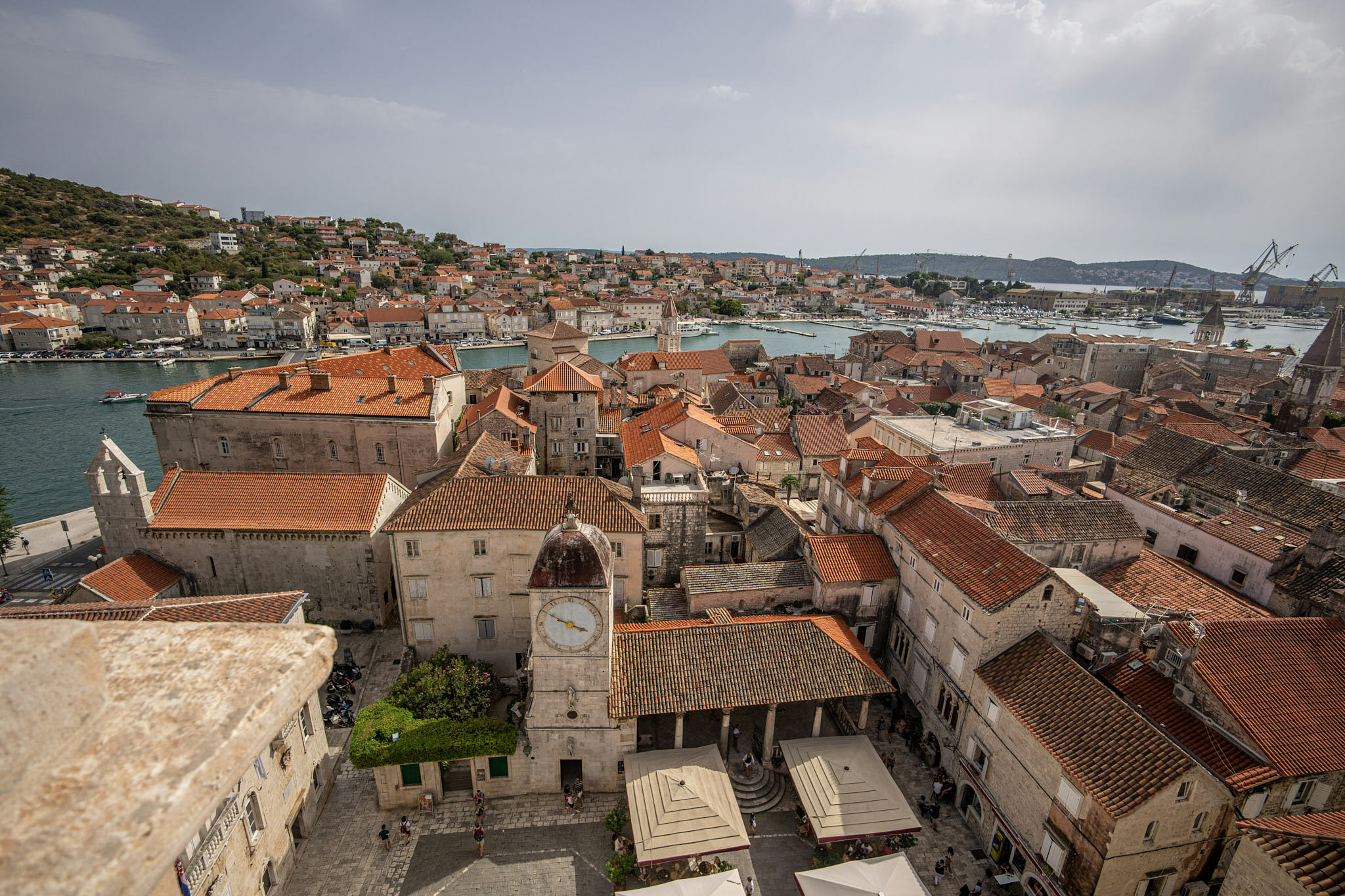 Hvar Town to Trogir speedboat transfer